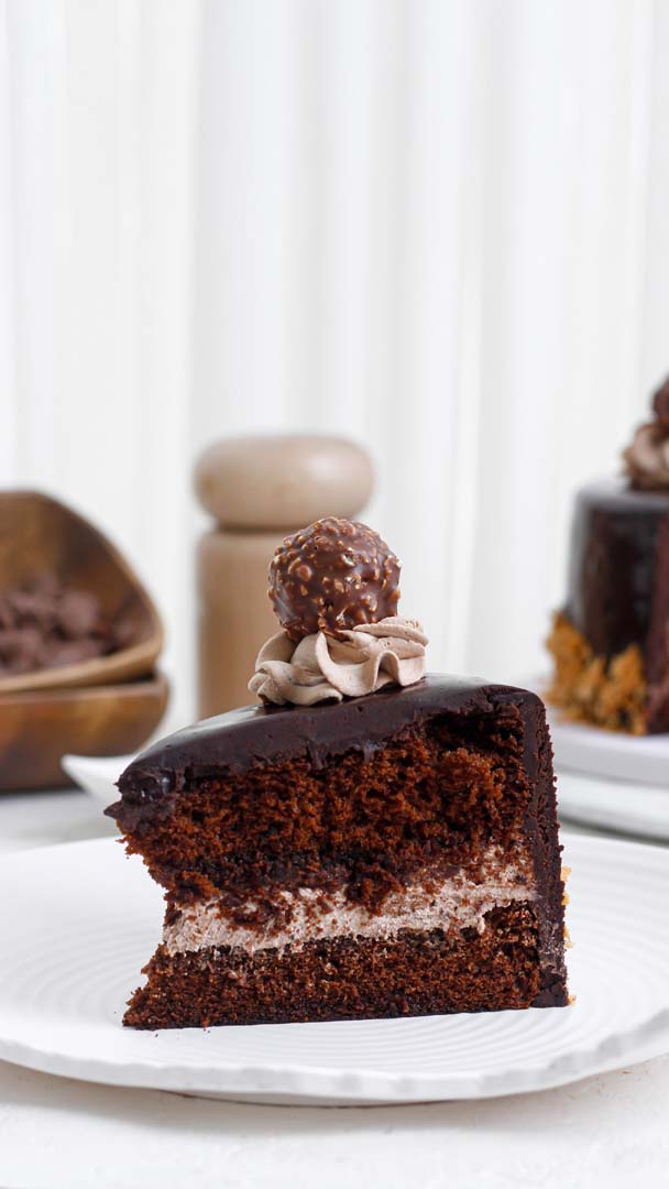 1-ferrero-chocolate-cake-2-1.jpg