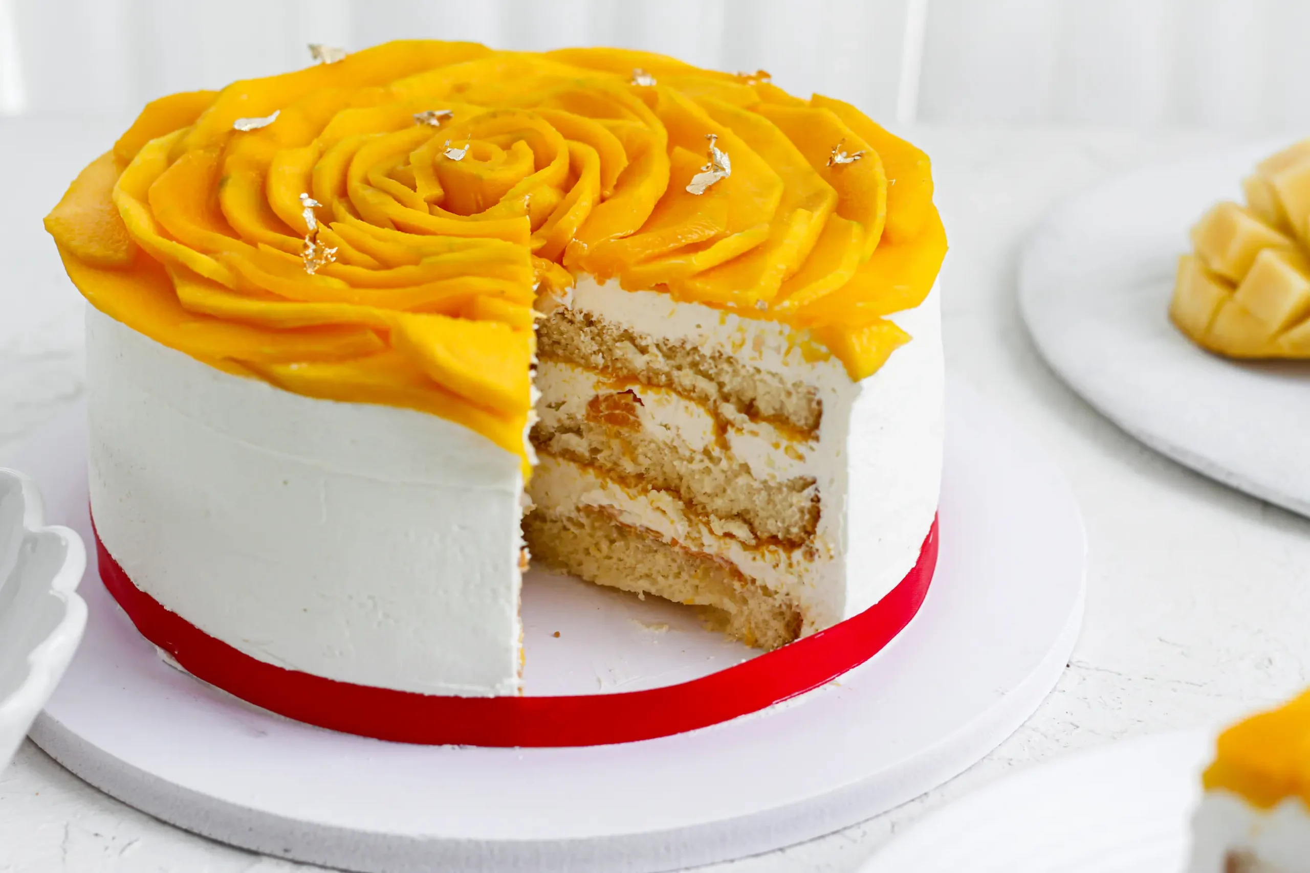 2- Mango cake 10 portions 180